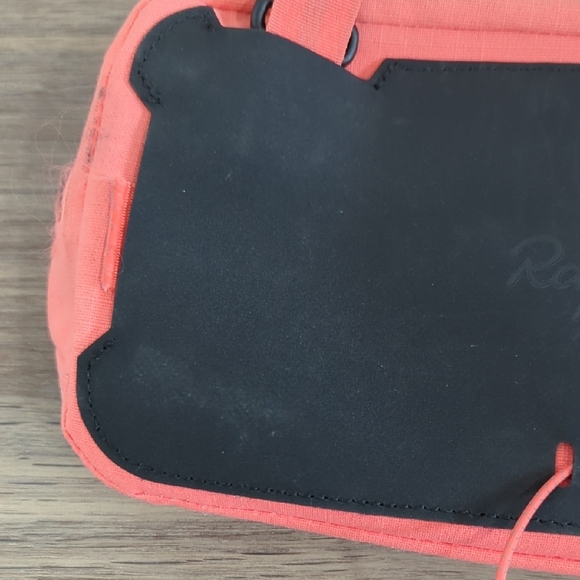Rapha Explore Bar Bag - Pink - Picture 3 of 15